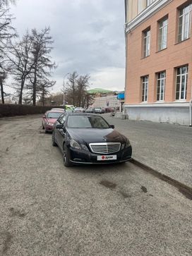 Mercedes-Benz E-класс, 2010 г., Тюмень