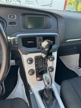 Volvo V40, 2013 г., Челябинск