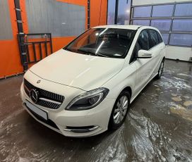 Mercedes-Benz B-класс, 2012 г., Омск
