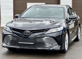 Toyota Camry, 2018 г., Омск