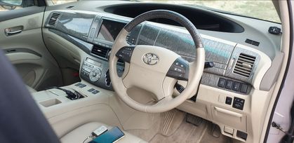 Toyota Estima, 2011 г., Москва
