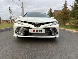Toyota Camry, 2020 г., Омск