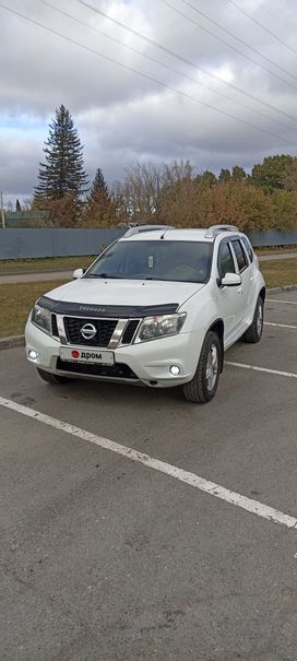 Nissan Terrano, 2015 г., Омск