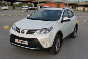 Toyota RAV4, 2015 г., Омск