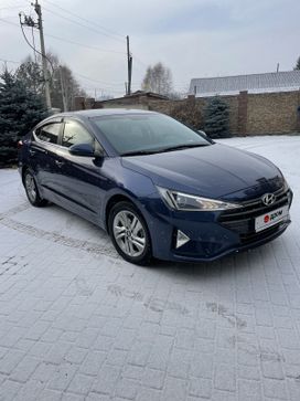 Hyundai Elantra, 2019 г., Красноярск
