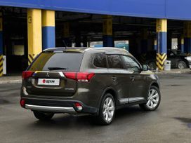 Mitsubishi Outlander, 2016 г., Екатеринбург
