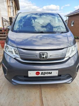 Honda Stepwgn, 2020 г., Киров