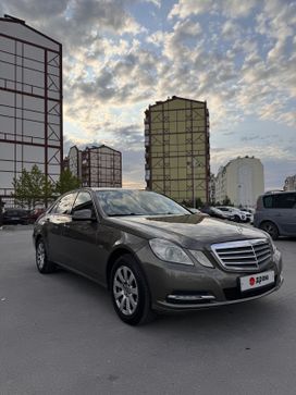 Mercedes-Benz E-класс, 2011 г., Симферополь