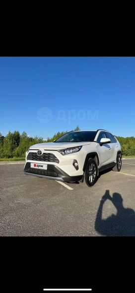 Toyota RAV4, 2020 г., Томск
