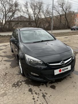 Opel Astra, 2014 г., Челябинск