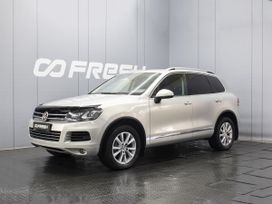 Volkswagen Touareg, 2011 г., Омск