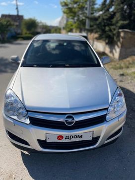 Opel Astra, 2011 г., Симферополь
