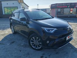 Toyota RAV4, 2018 г., Владивосток