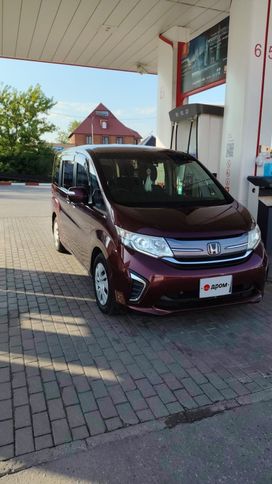 Honda Stepwgn, 2019 г., Казань