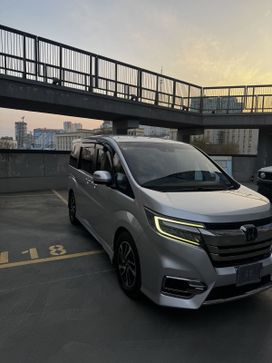 Honda Stepwgn, 2019 г., Владивосток