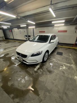 Volvo V40, 2015 г., Санкт-Петербург