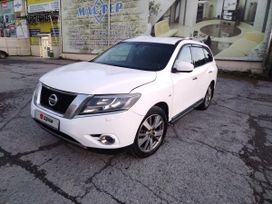 Nissan Pathfinder, 2015 г., Кемерово