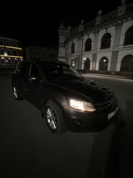 Volkswagen Tiguan, 2015 г., Казань