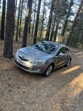 Opel Astra, 2011 г., Барнаул
