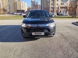 Mitsubishi Outlander, 2014 г., Екатеринбург