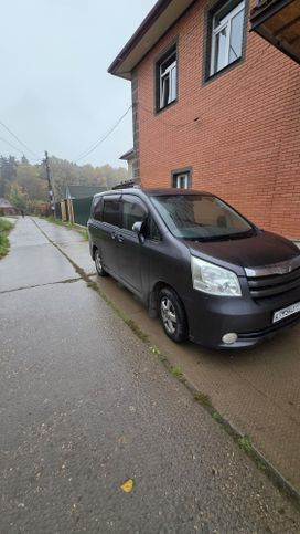 Toyota Noah, 2007 г., Москва