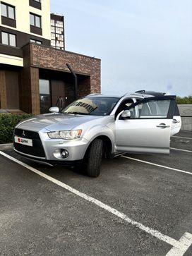 Mitsubishi Outlander, 2010 г., Челябинск