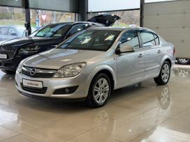 Opel Astra, 2012 г., Севастополь