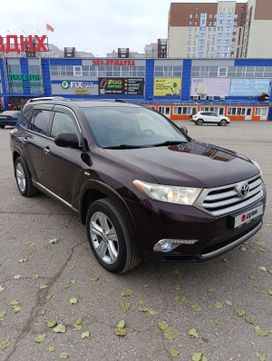Toyota Highlander, 2011 г., Барнаул